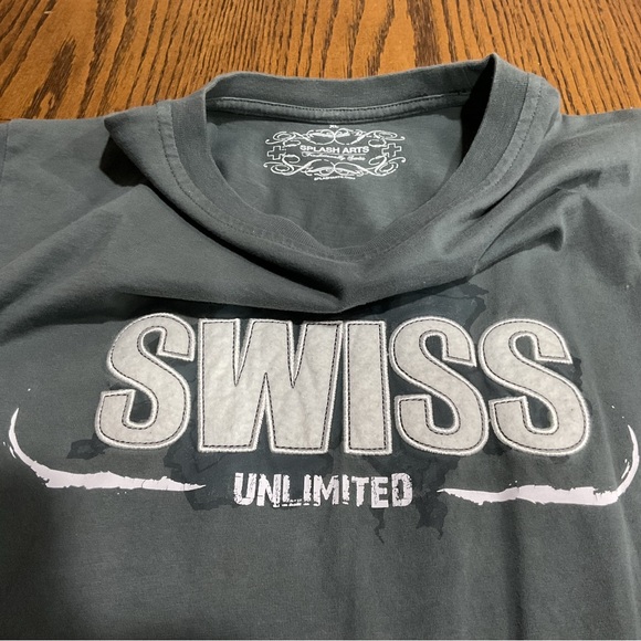 Swiss T-shirt men XL and red Switzerland mug - Picture 4 of 10